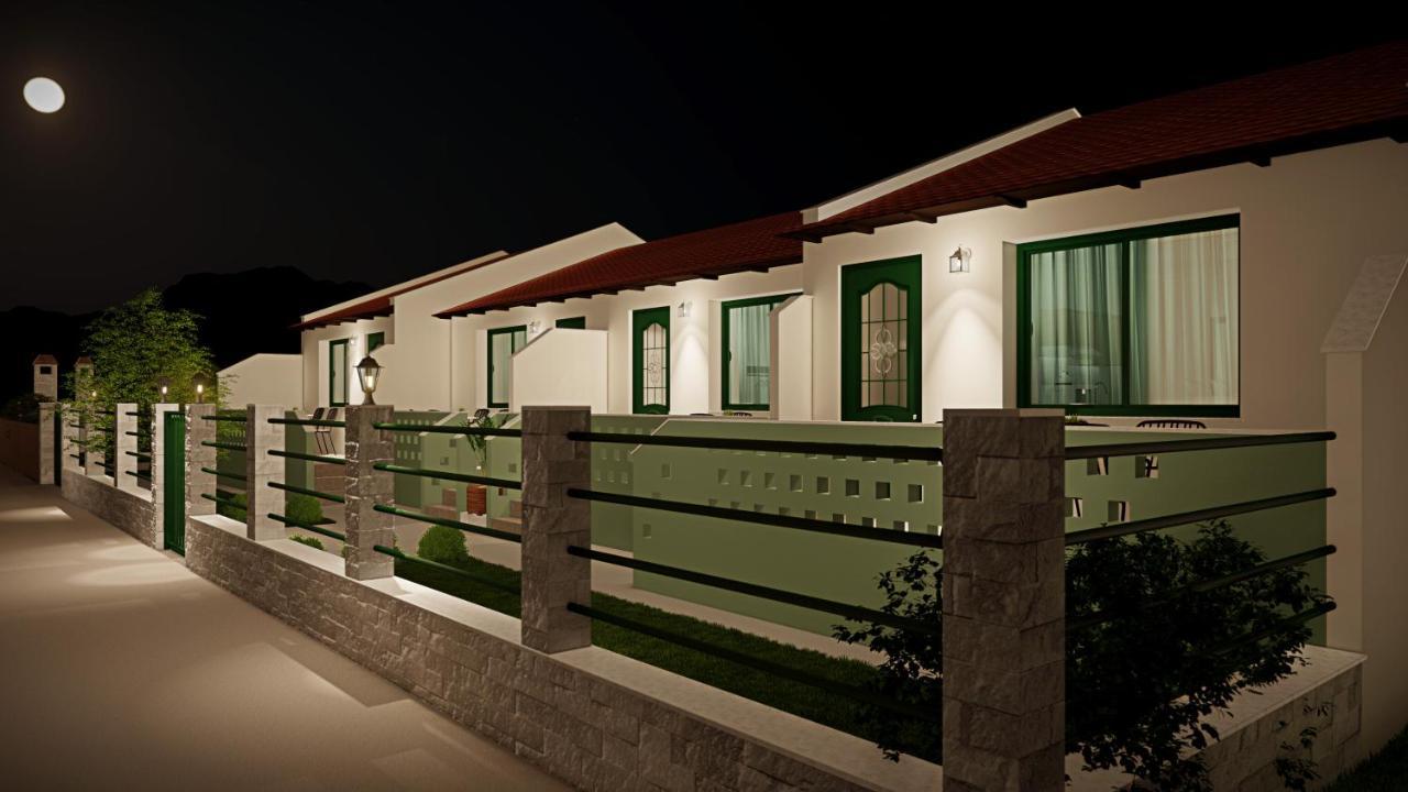 Lamprini'S Deluxe Studios Limenas  Buitenkant foto